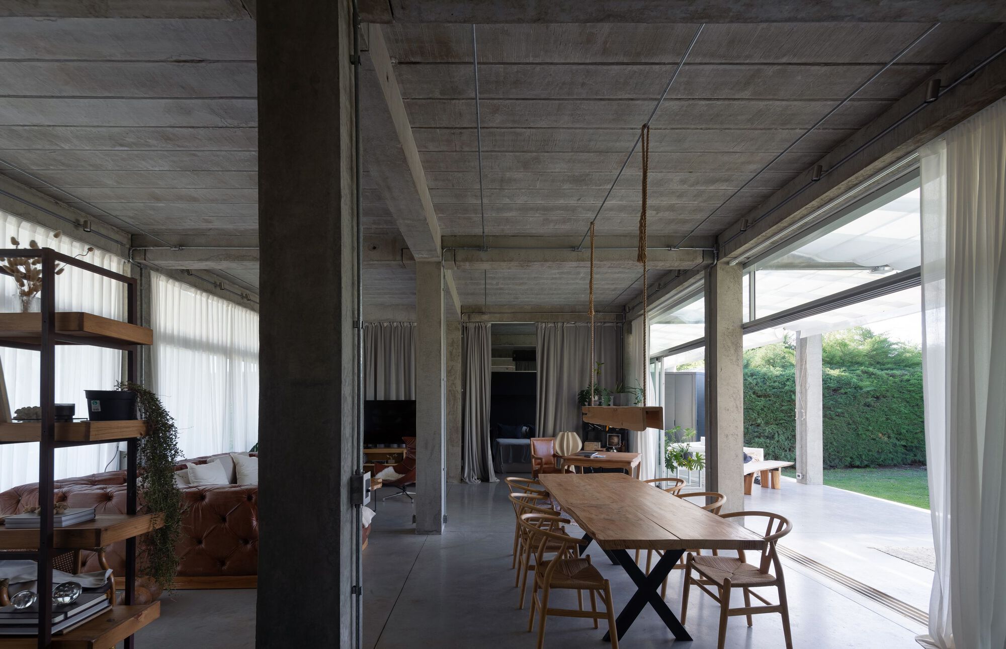 带柱的房子丨Iñaki Harosteguy-26