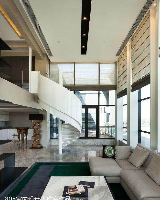 现代跃层餐厅设计，旋转楼梯成亮点-0