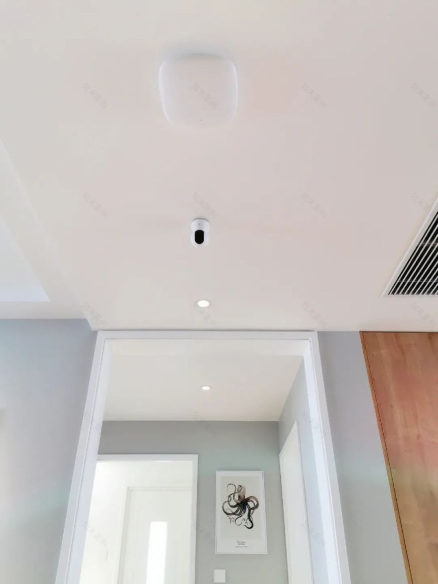 90㎡程序员家居,设备柜、地台、咖啡吧一应俱全-24