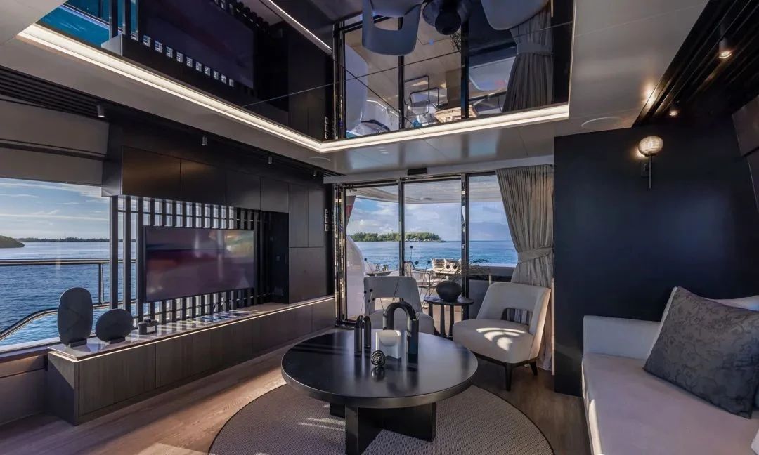 PEARL 72 船型游艇室内设计丨凯丽·赫本-25