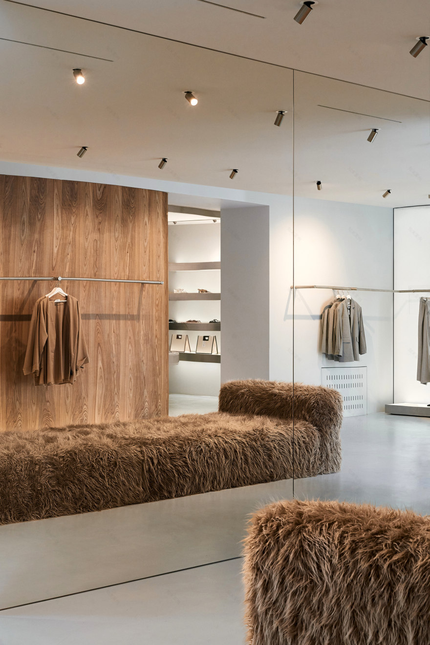 乌克兰服装品牌COOSH展厅丨乌克兰敖德萨丨Alexey Gulesha,Cyrill Verbych等-10