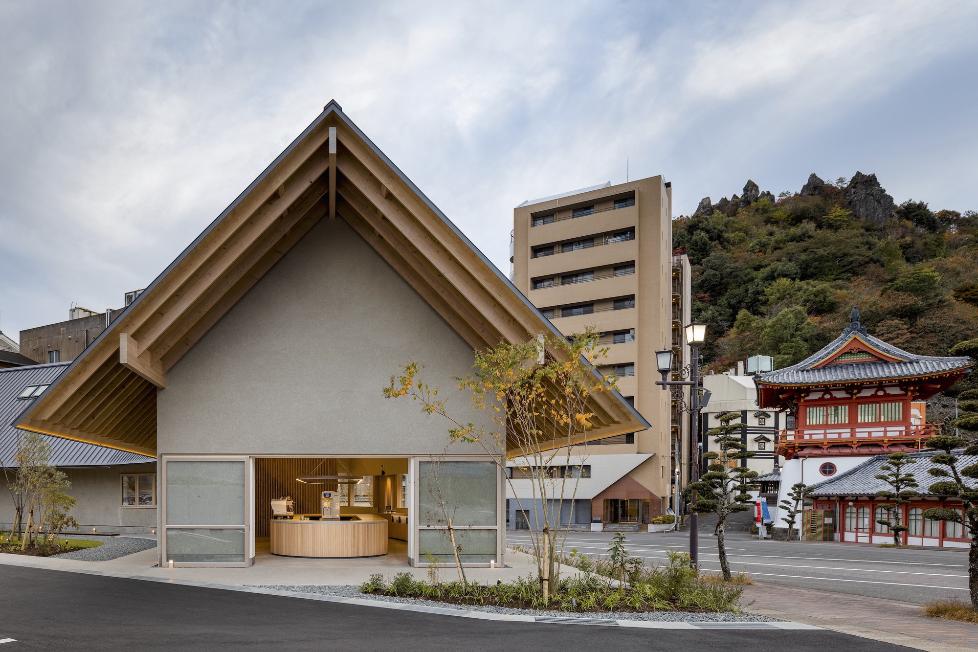 Saga Hirakawaya 商店和餐厅丨日本佐贺丨Keiji Ashizawa Design-9