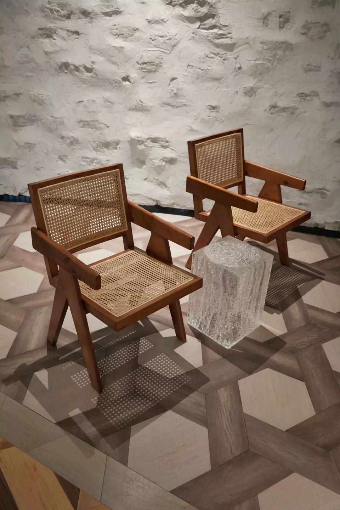 嘉兴大艺树地板旗舰店丨中国嘉兴丨金元门设计-13