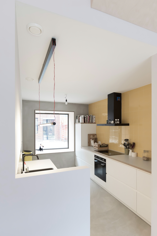 荷兰错层街景排屋，凸窗打造独特空间-10