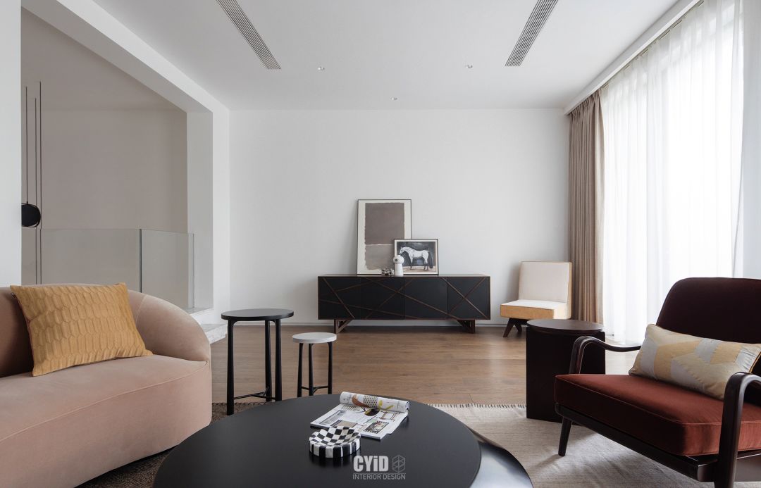 旋转艺术楼梯 x Mid-Century 家居风,打造治愈系生活空间-14