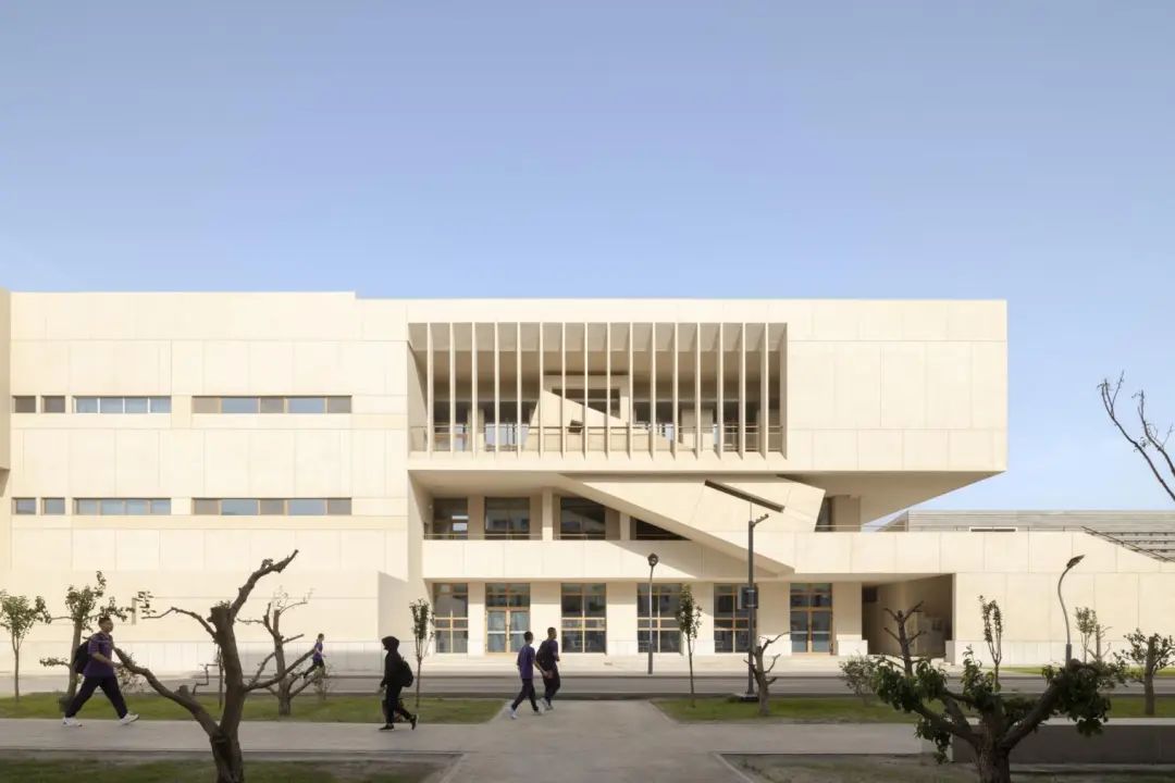 【AT】大漠孤烟，晴日满窗——铁门关华山中学新校区一期（by荣朝晖工作室+趣锐建筑）-158