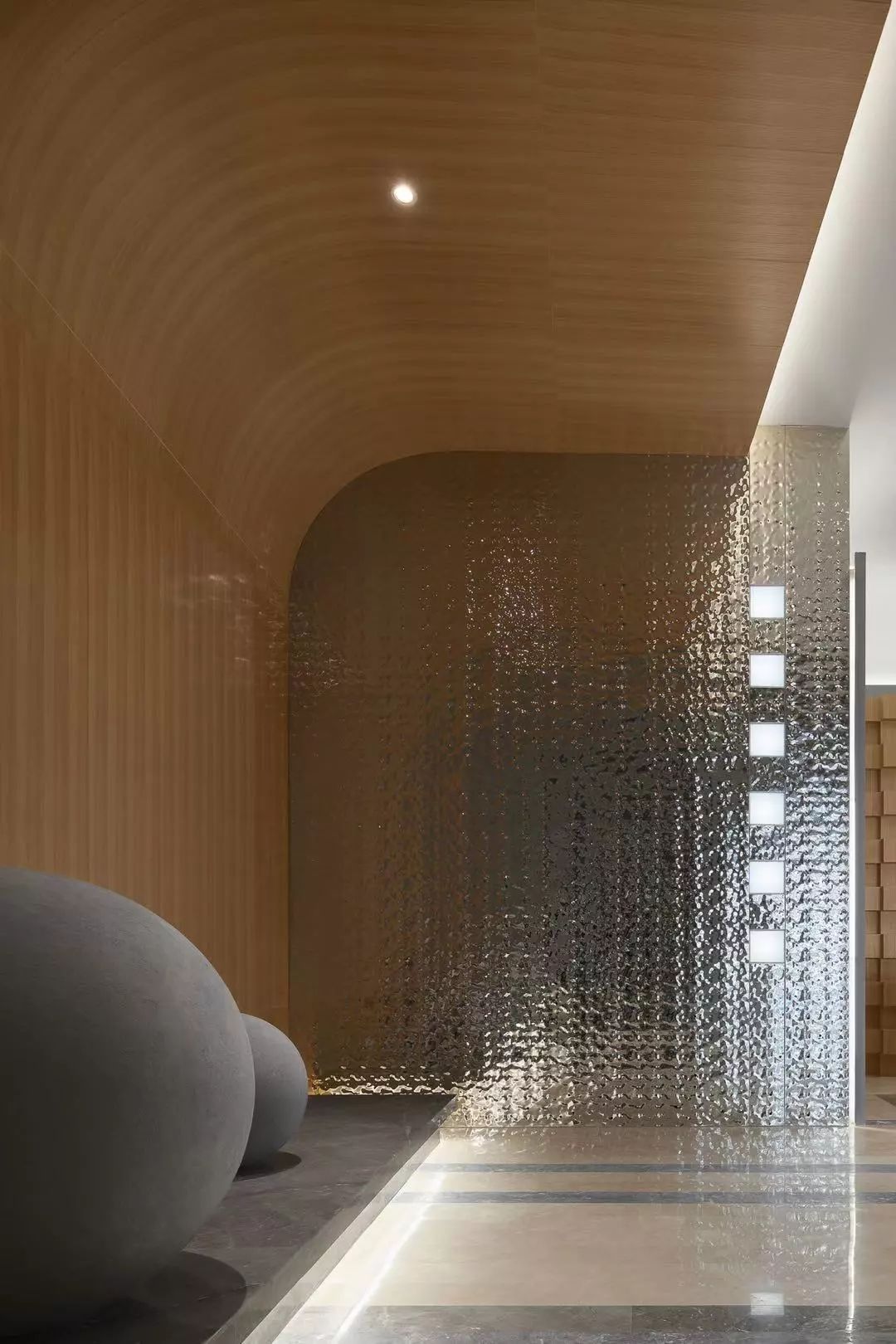 泸州酒城中心 | 千姿百态的地产销售中心设计-15