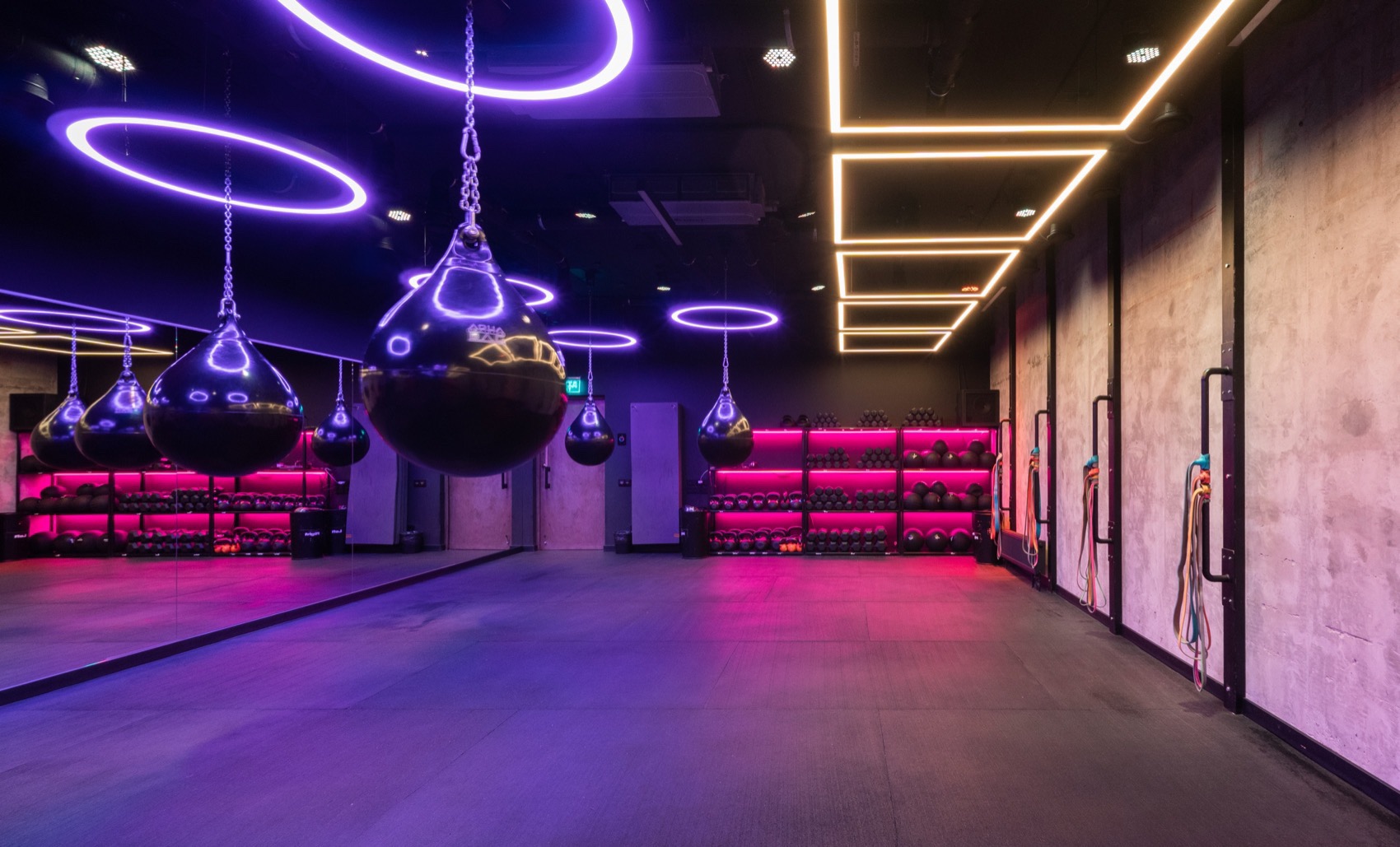 Smartass Kharkiv健身俱乐部丨乌克兰哈尔科夫丨Smartass Design Studio-69