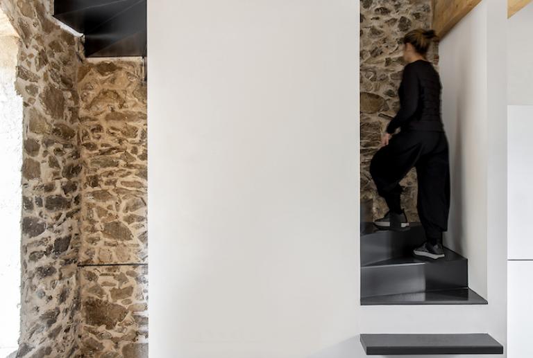 Restauració i ampliació d'una casa al Priorat | vilablanch. Estudi d'arquitectura interior a Barcelona. Projectes de restauració, clau en mà i per a promotores.-9