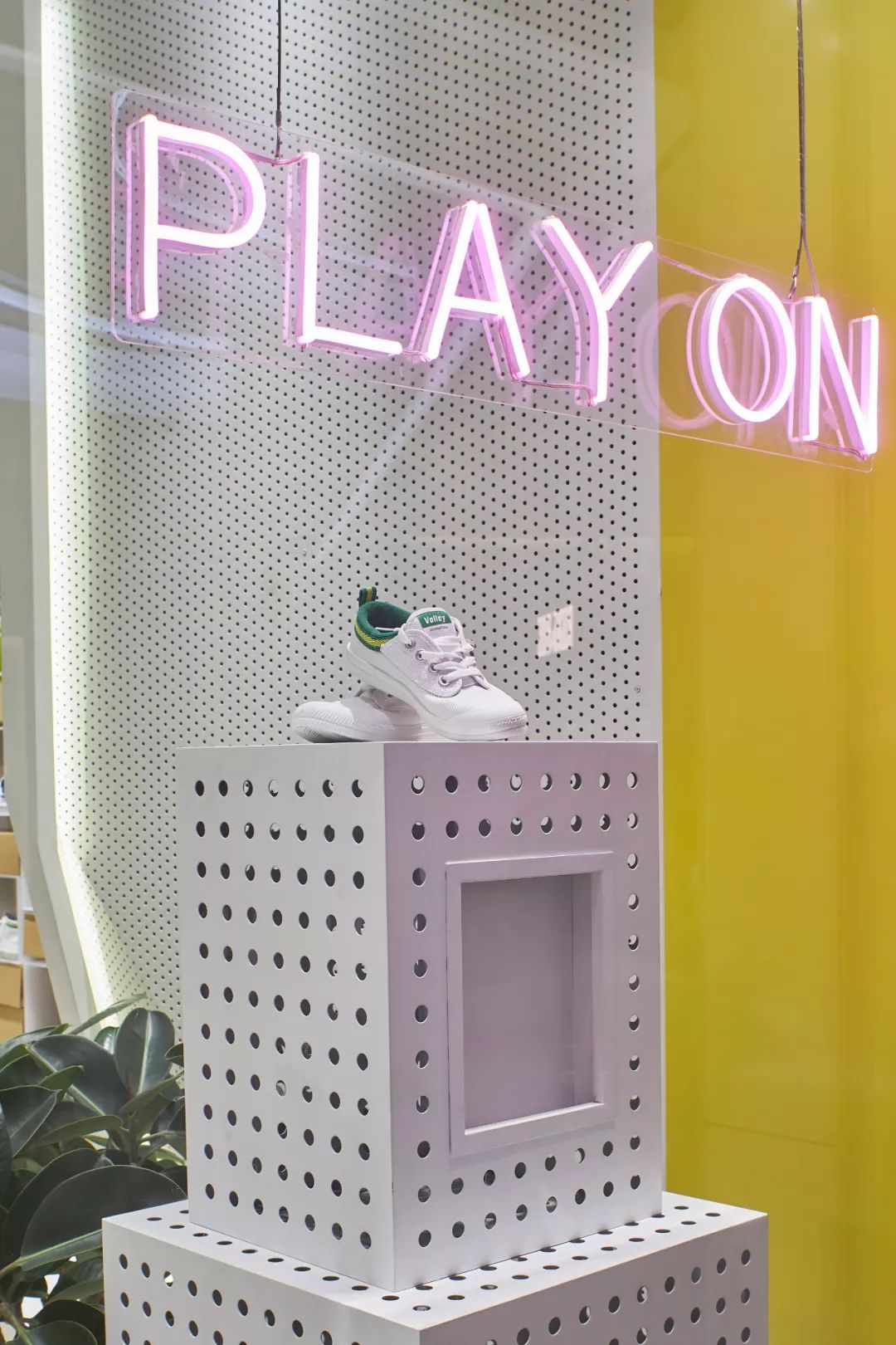 澳洲国民运动品牌 Volley 上海旗舰店，演绎“盒中之盒”的无限创意-31