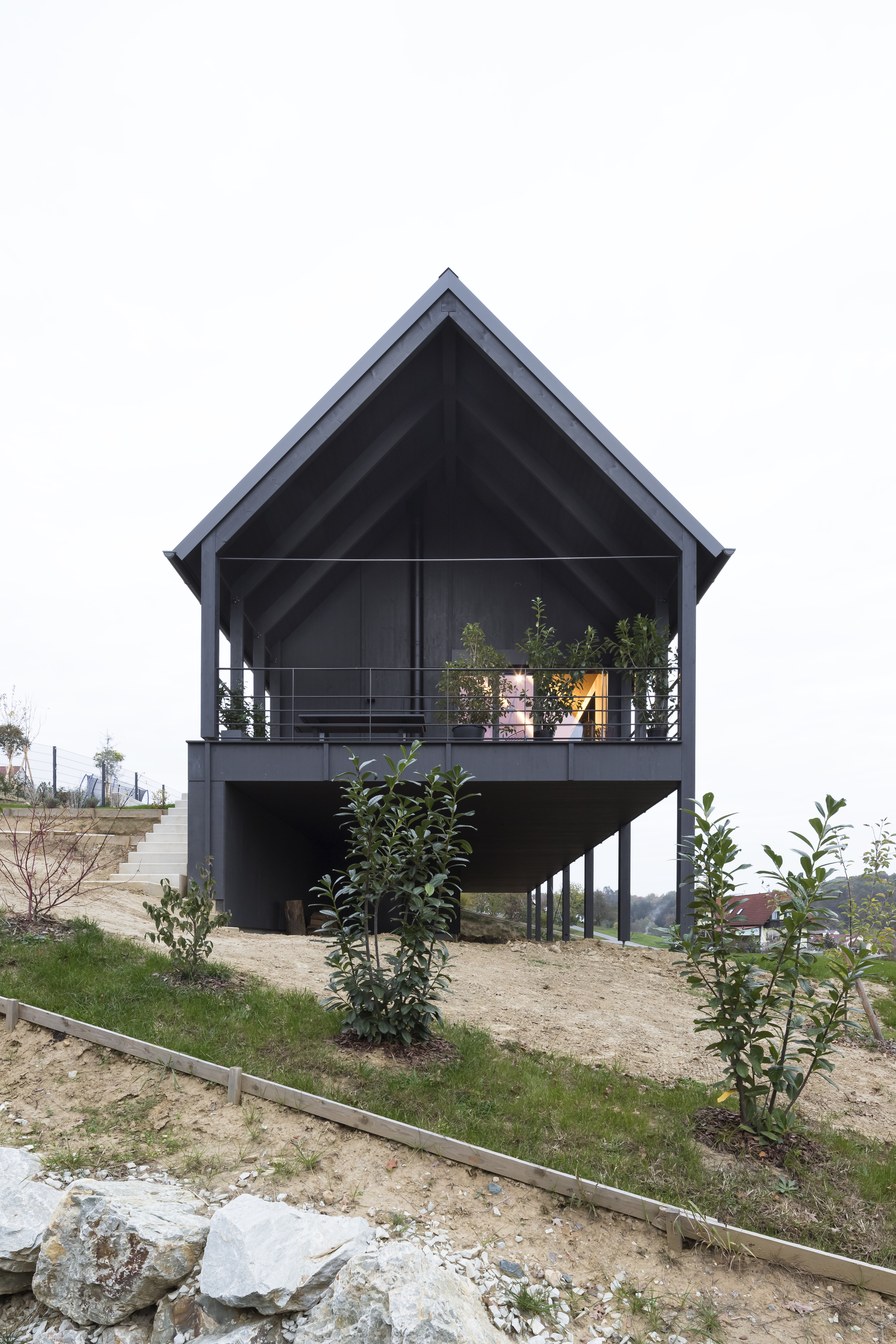 黑美人之家丨奥地利丨Backraum Architektur-30