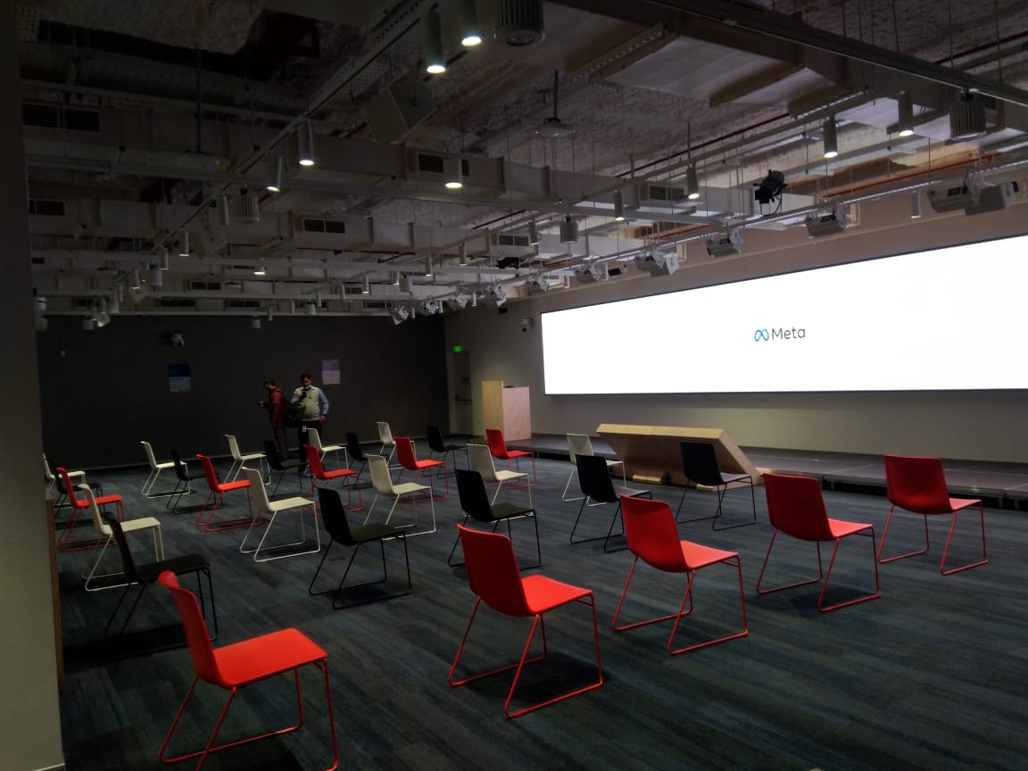Facebook 印度办公室智能照明提升工作效率丨Anusha Technovision Pvt. Ltd-11