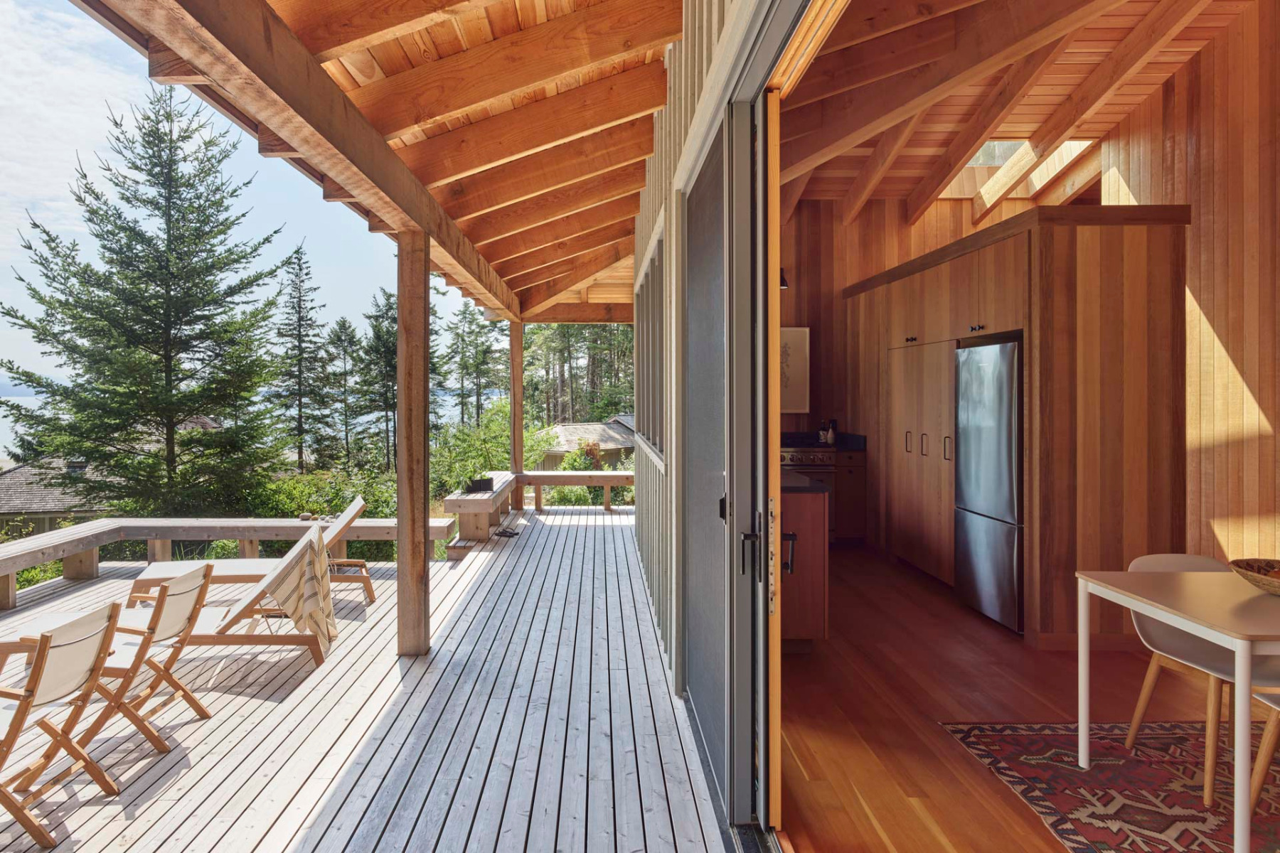 不列颠哥伦比亚省度假小屋丨Laura Killam Architecture-29