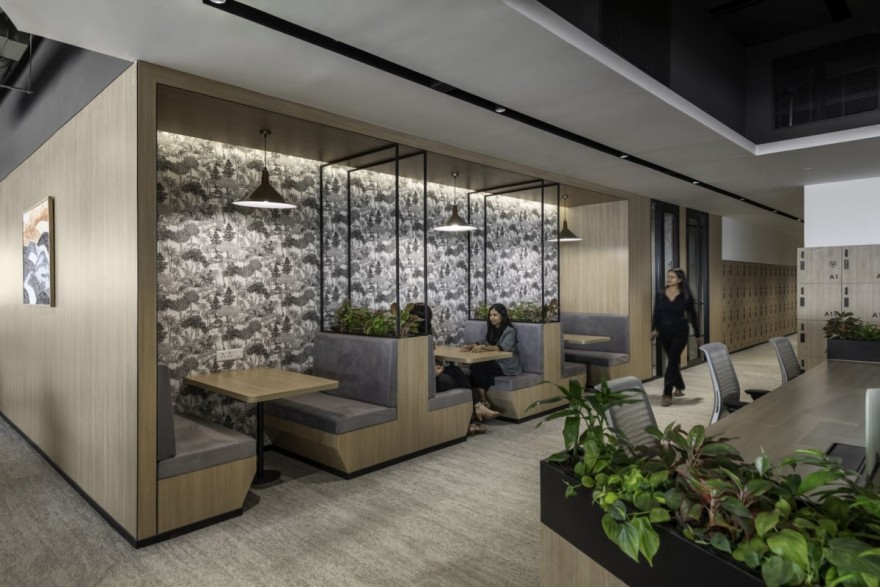 Russell Investments Offices by Space Matrix-15