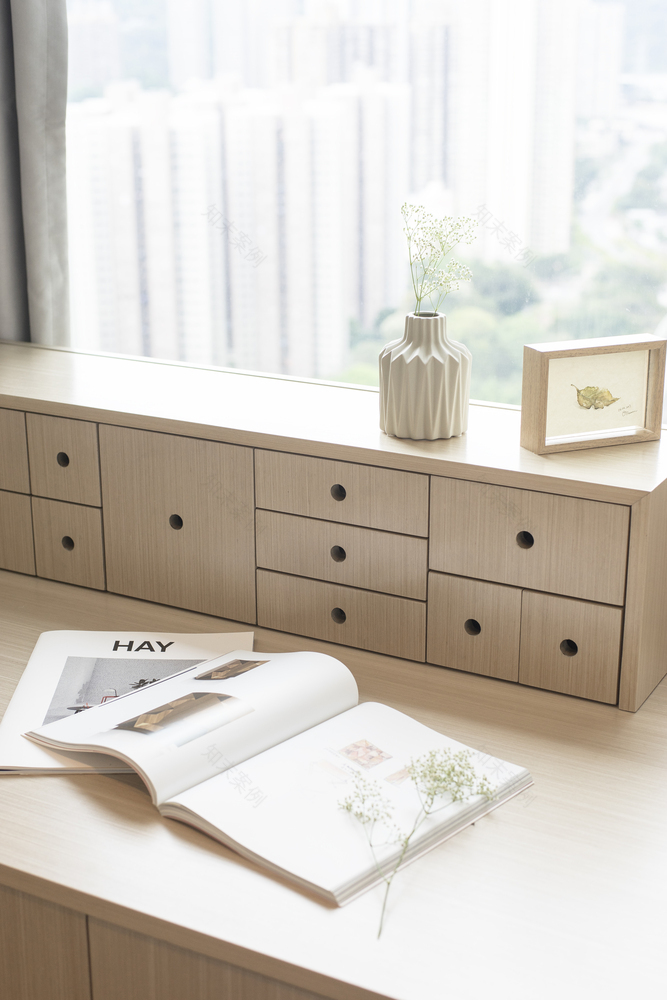 香港 780 平方英尺公寓的“少即多”设计理念-45