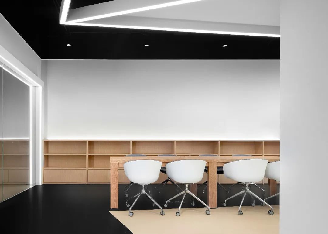 科技飞翔 · WEFLY 苏州办公空间的创新设计丨中国苏州丨石川设计事务所-35