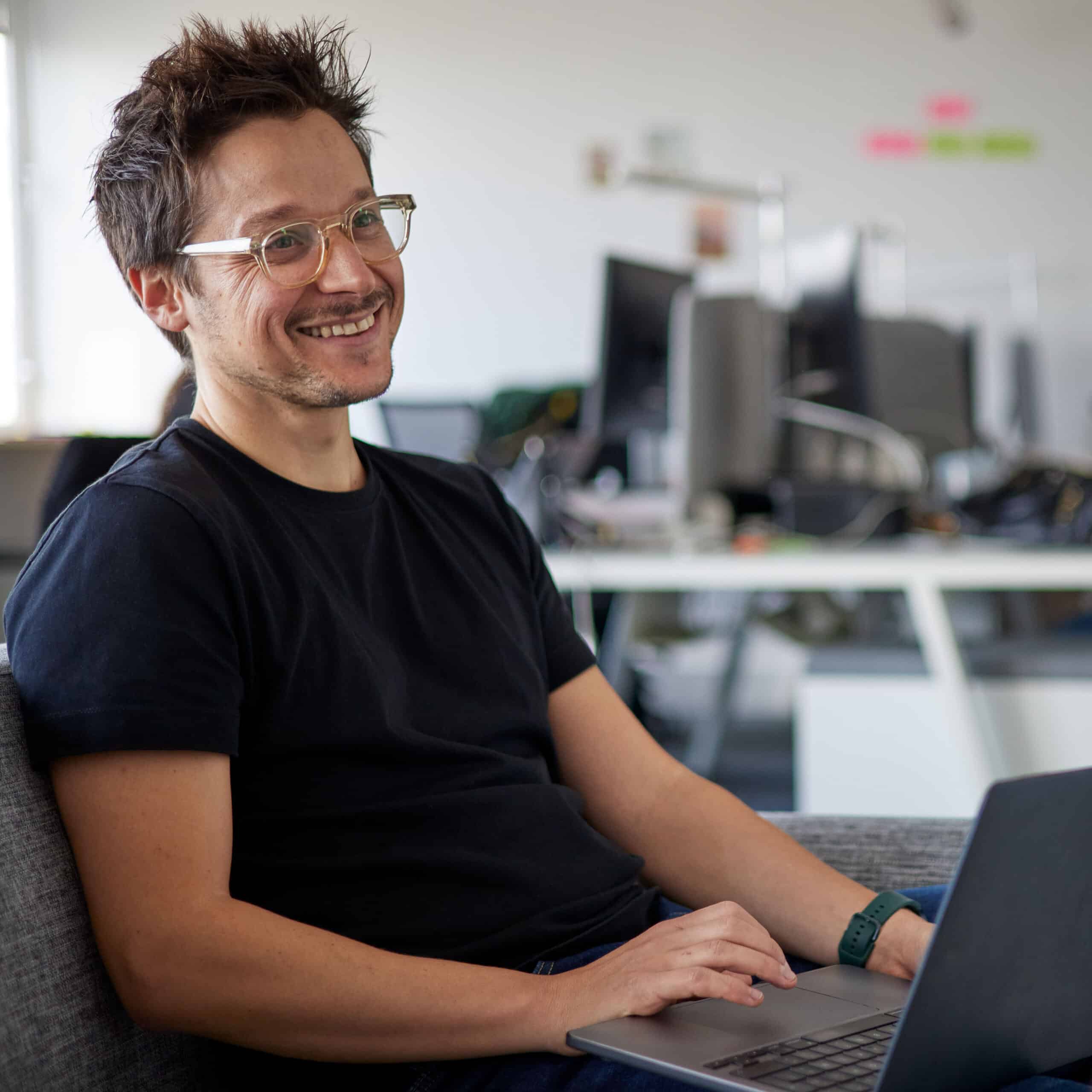 Tactile door（触觉门）丨Eva Fly-14