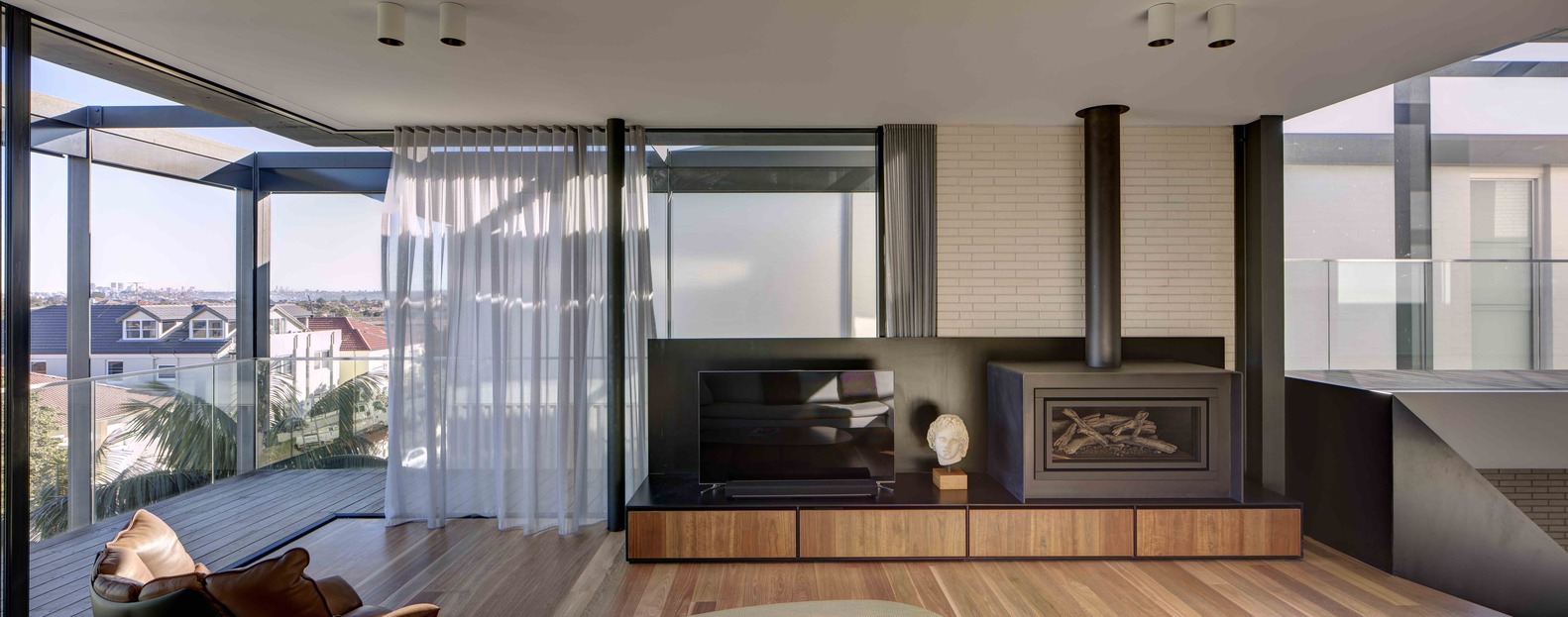 悉尼海崖上的自然曲线住宅-43