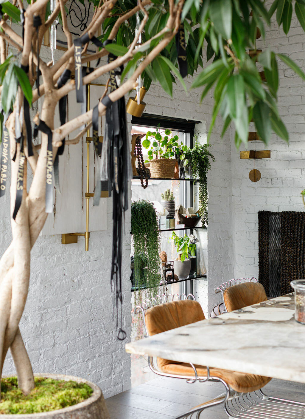 芝加哥设计师 Aimee Wertepny 的波西米亚风格阁楼设计-6