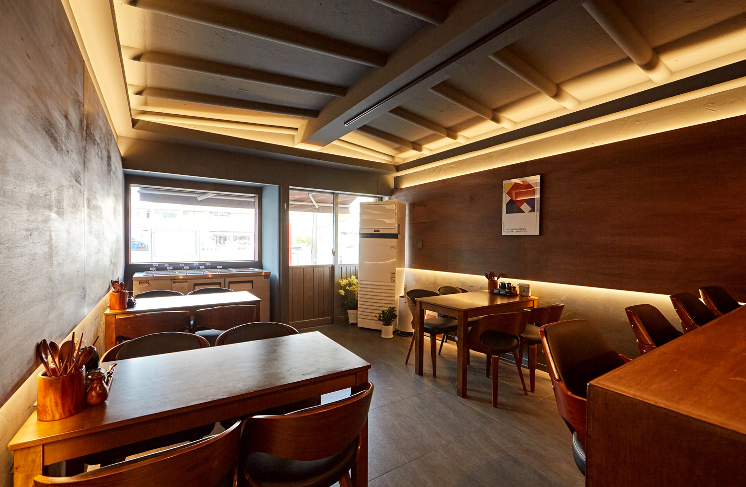 首尔餐厅设计 | 灯光与空间的完美融合-8