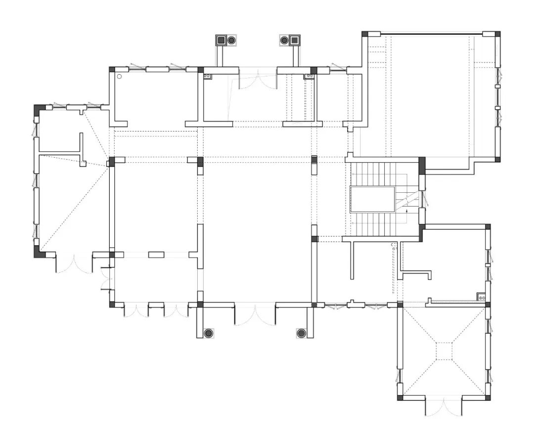 法式现代风独栋别墅，优雅与时尚的完美融合-18