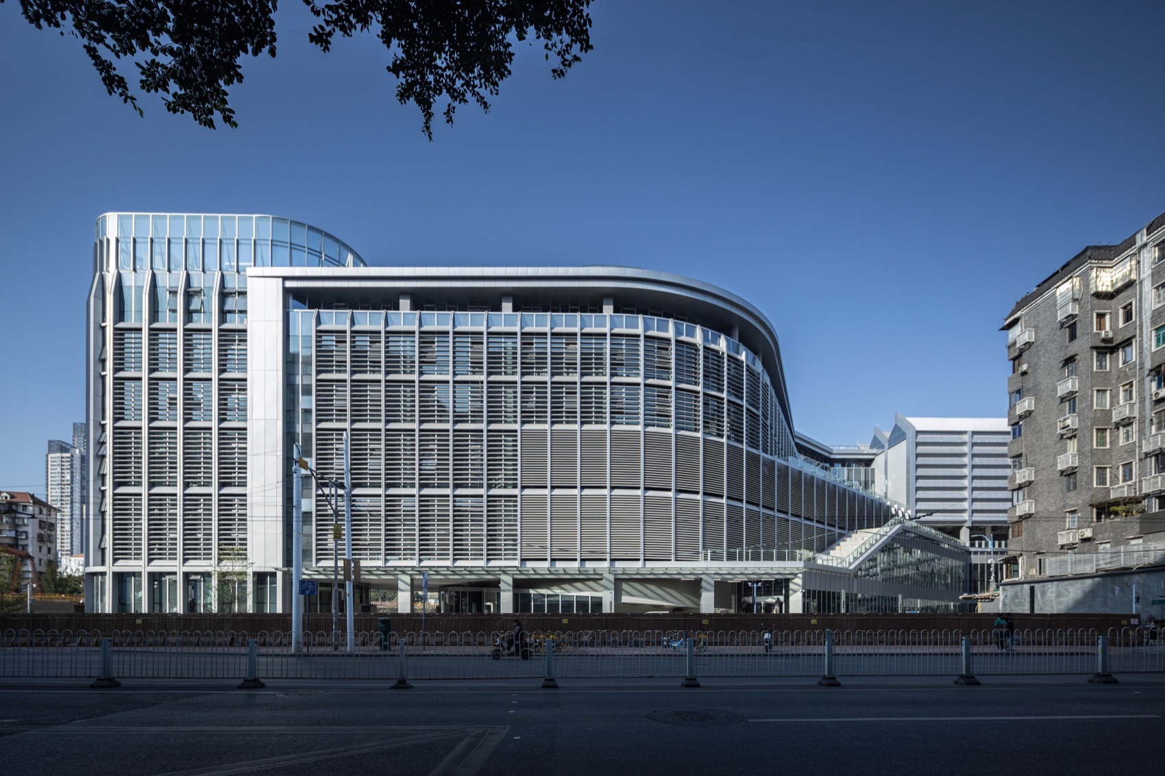 广州中山八路交通换乘枢纽综合开发项目丨中国广州丨华南理工大学建筑设计研究院有限公司孙一民工作室-44