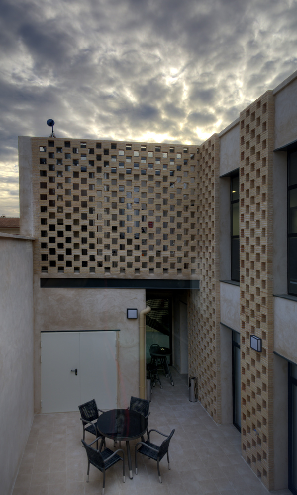 马德里荷斯创意企业孵化办公楼，西班牙 / OOIIO Architecture-23