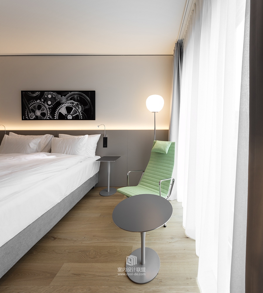 瑞士摩登时代酒店 / Itten+Brechbühl-17