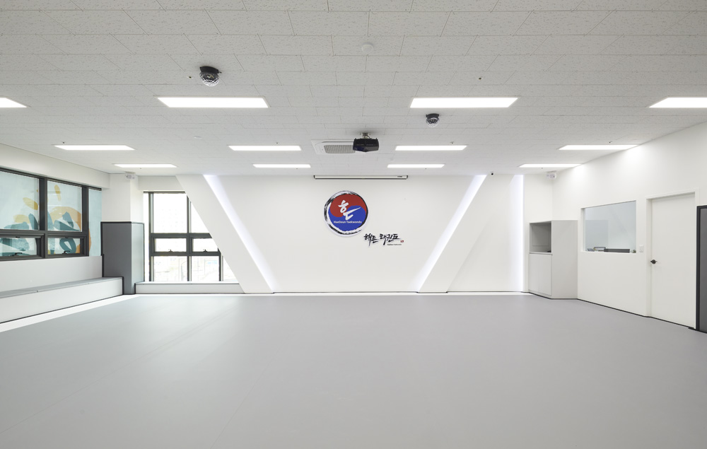 极简风 47 平跆拳道馆，设计亮点一语中的-6