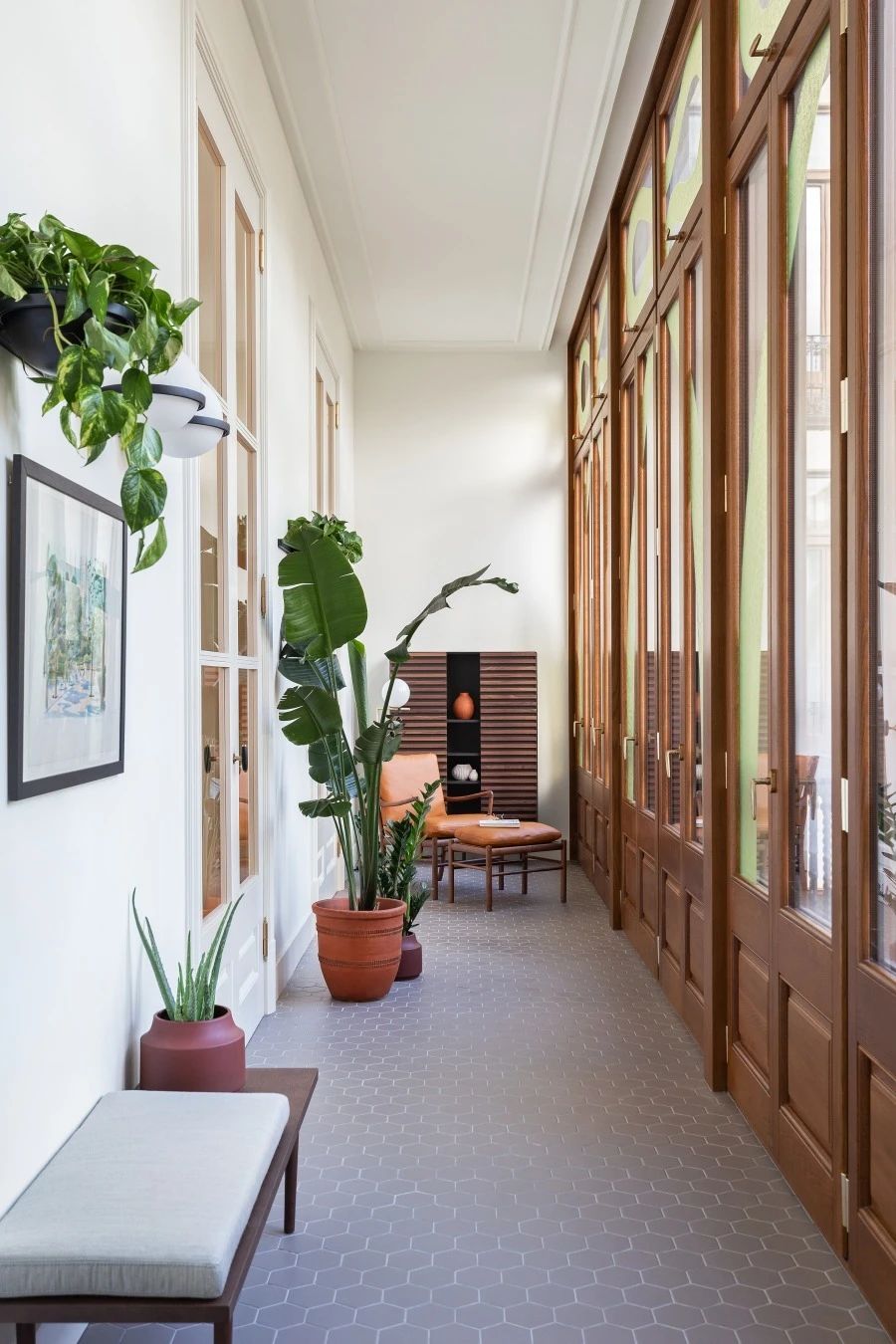 高迪挚友作品,巴塞罗那百年纺织厂变身豪华公寓-57