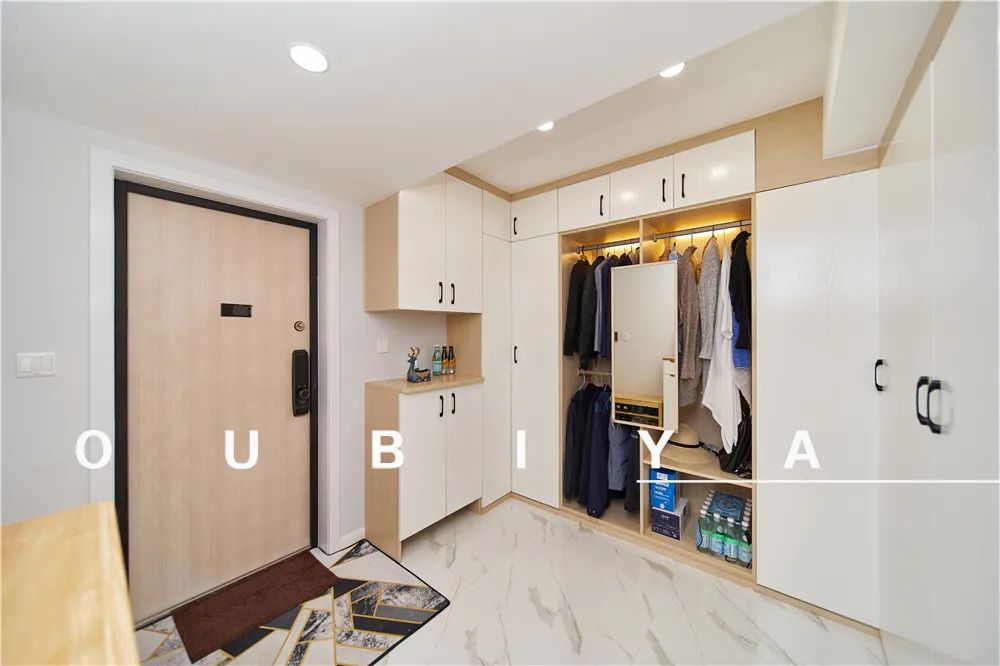 现代轻奢四居室家居设计丨中国上海丨欧碧雅空间设计-56