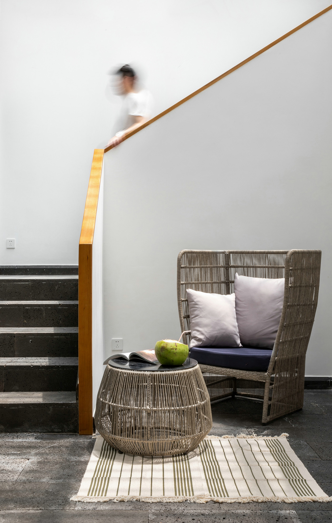 三亚度假别墅的自然现代之美-18