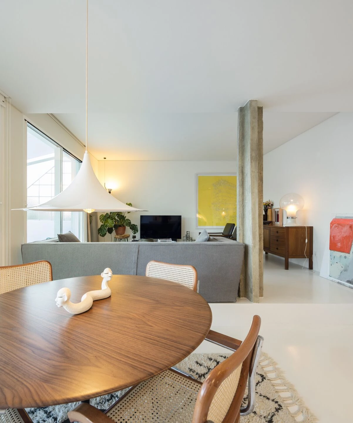 里斯本顶层公寓,白色简约风营造明亮空间-33