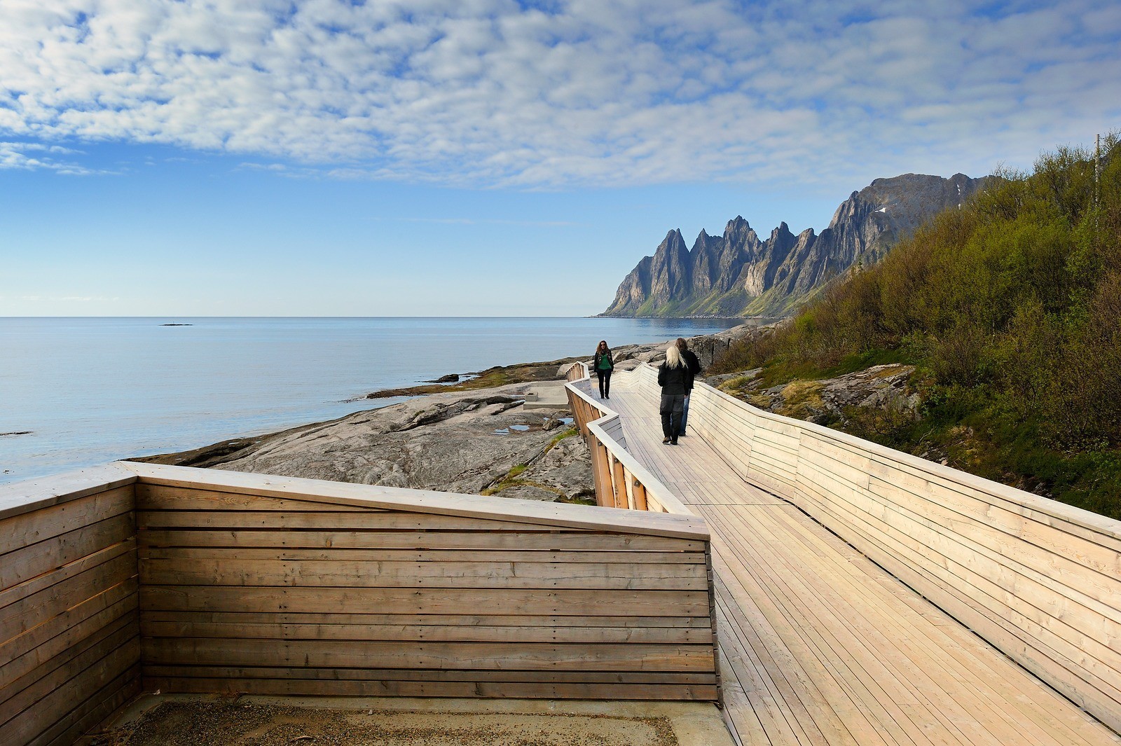 Tungenesetviewpoint-NationalTouristRoutesinNorway-2