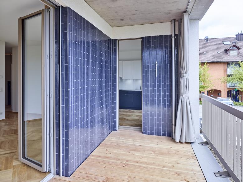 蜗牛草地的上层建筑丨瑞士丨Hinder Kalberer Architekten-16