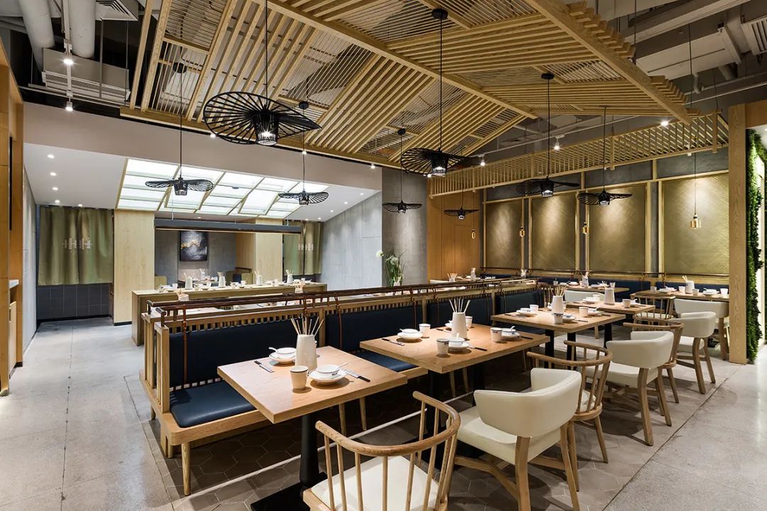 深圳卅卅串串店 | 简约精致,还原老成都风味-13