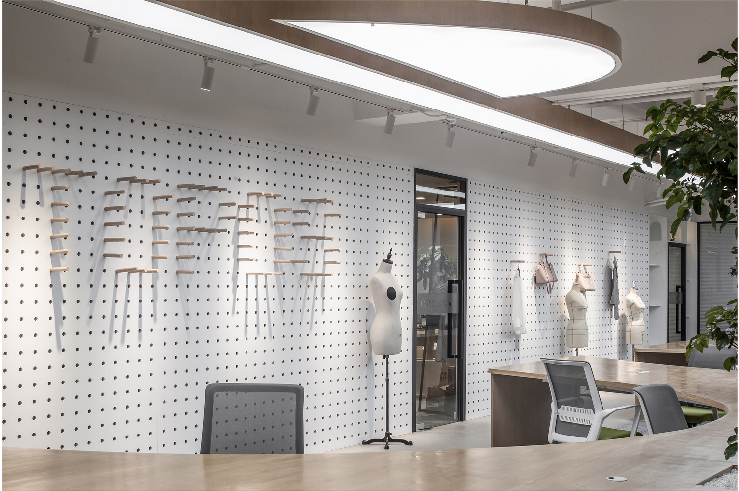 似我服装工作室 | 拓邦部落设计-23