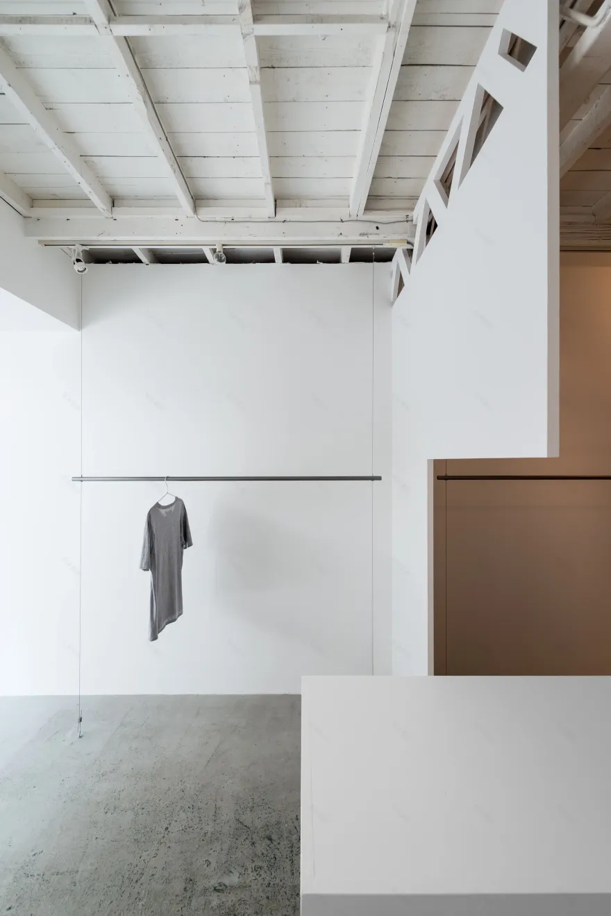 日本大阪"Nietzsche"精品店设计-15