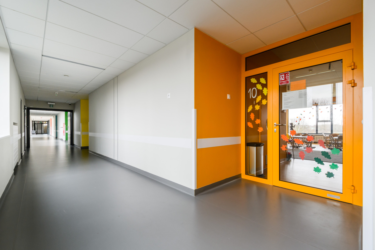 波兰华沙“特伦德”幼儿园——木质外墙、丰富功能区的创意设计-29