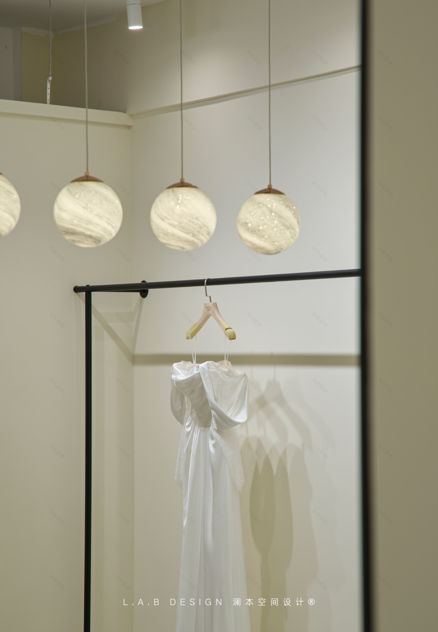 白月婚纱试衣空间设计丨中国南京丨L.A.B DESIGN(澜本)-49