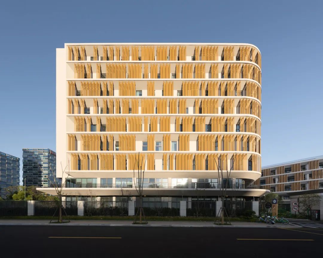 【AT】浙大院肆建筑作品丨流动的知识音符——杭州高级中学附属滨江中学-0