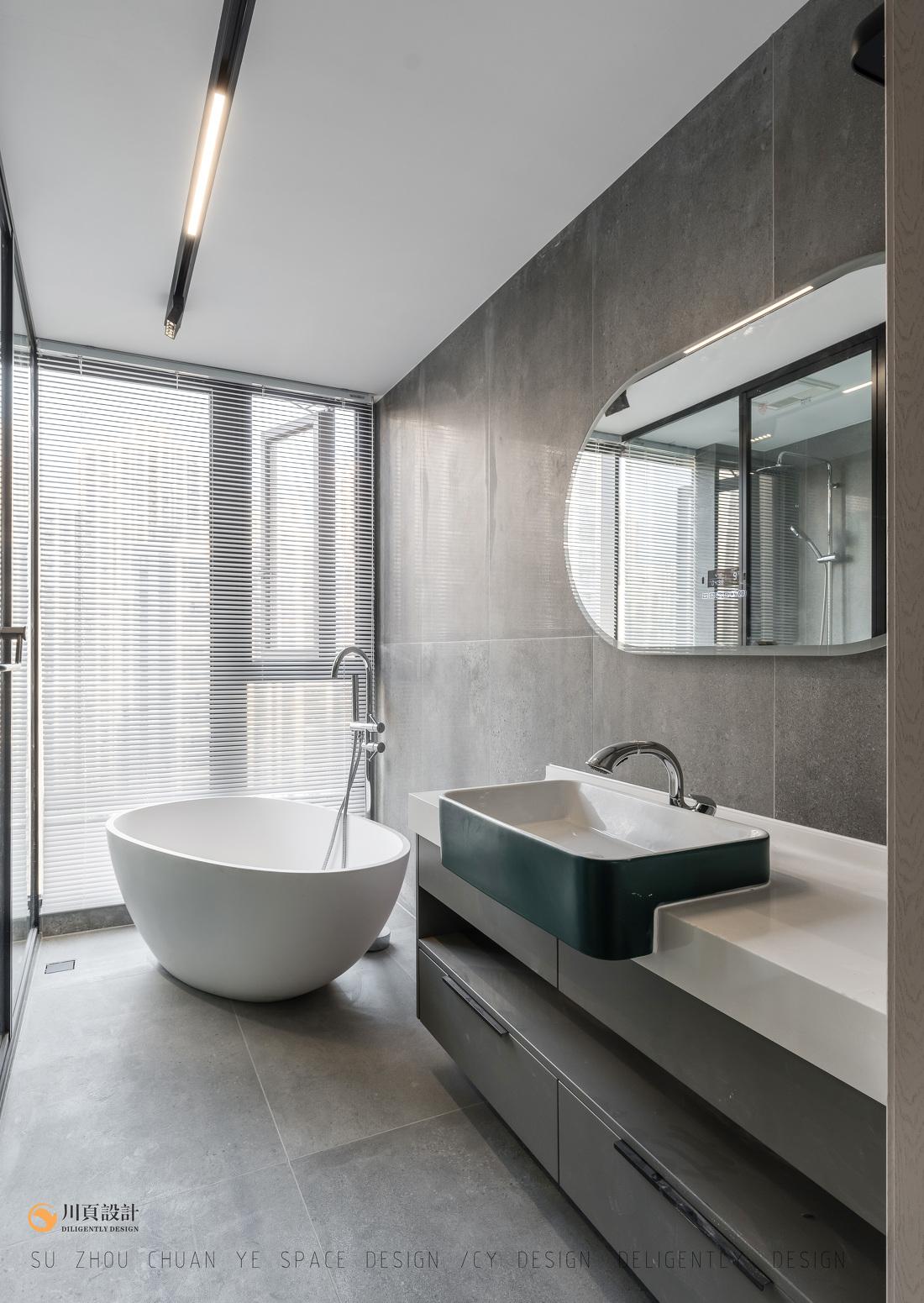 极简黑白灰空间中的宁静“蓝”-24