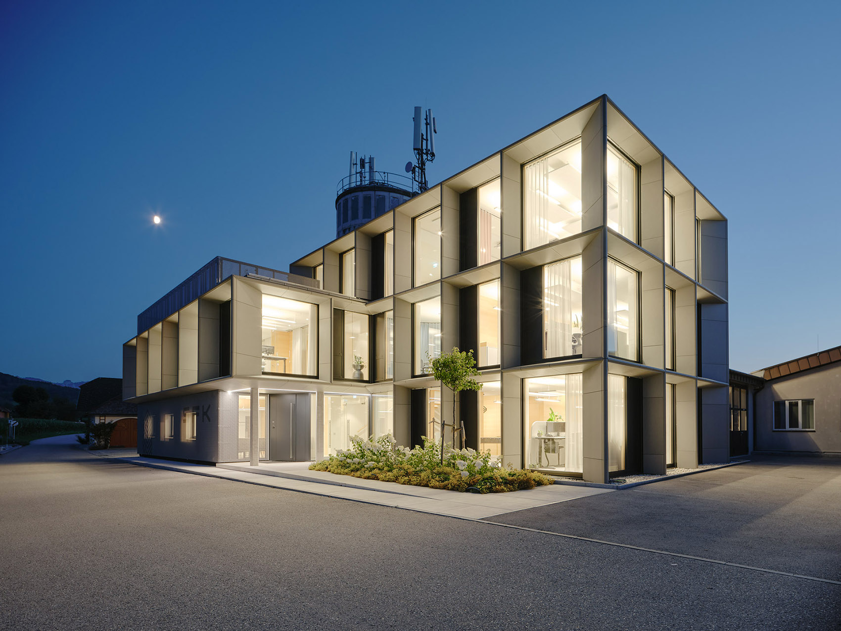 SFK 办公室丨奥地利丨heri&salli-44