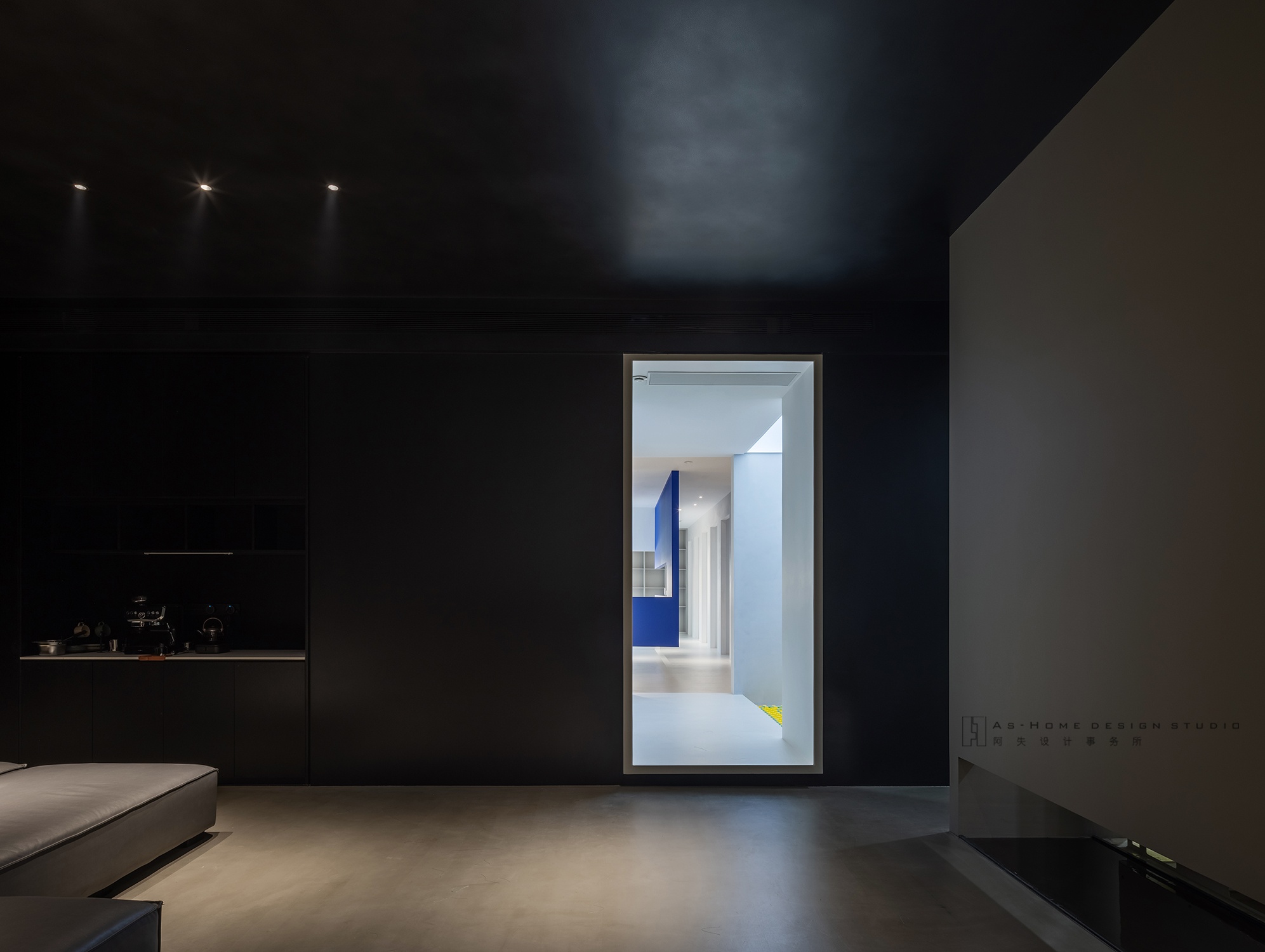 悬浮的涂料展厅-27