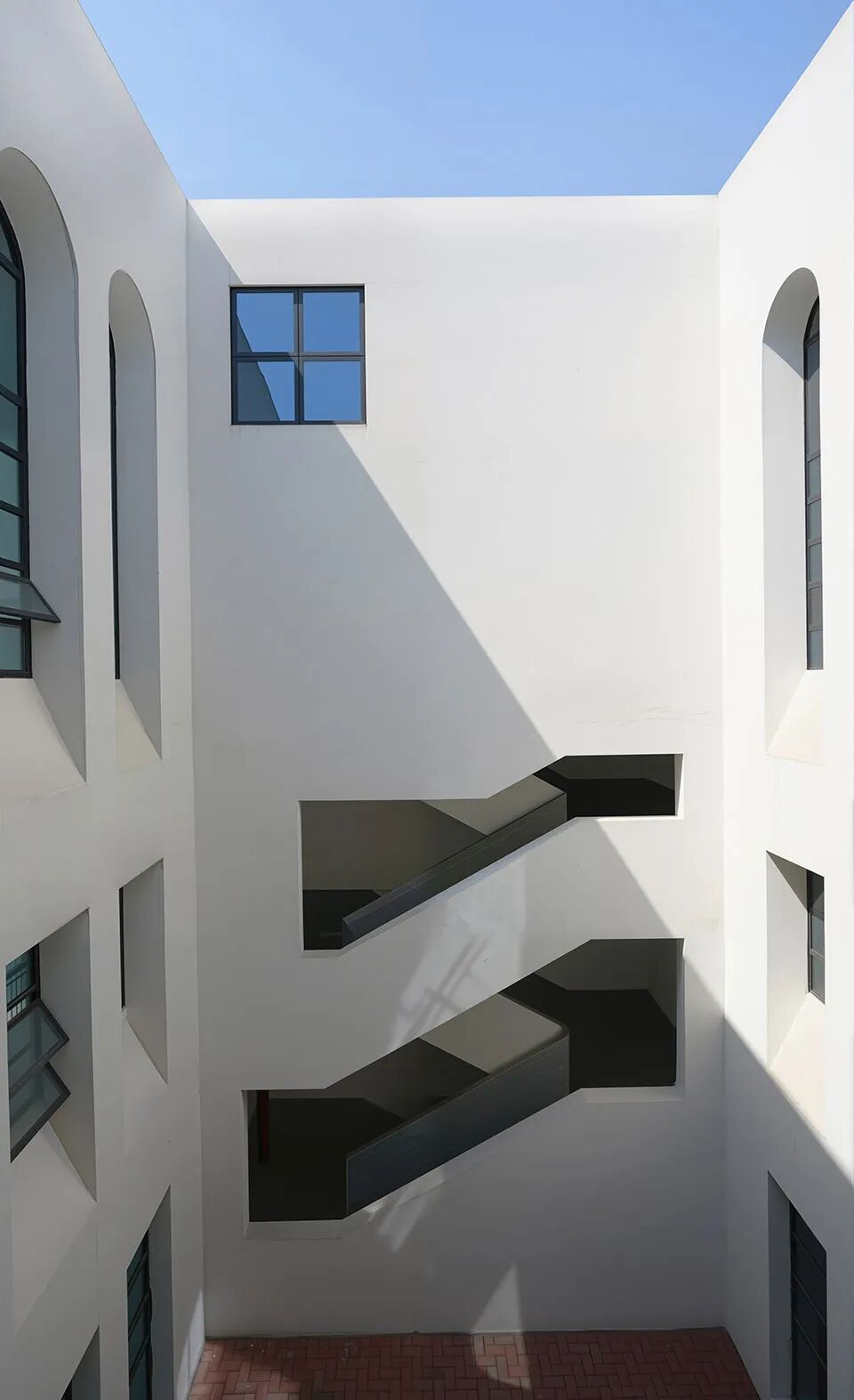 新作｜贵州传媒职业学院图书馆及信息中心-70