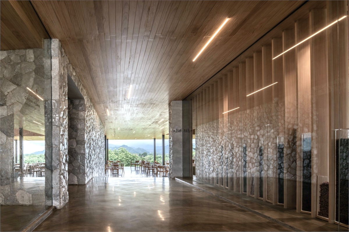 CHOUI FONG TEA CAFE 2-7