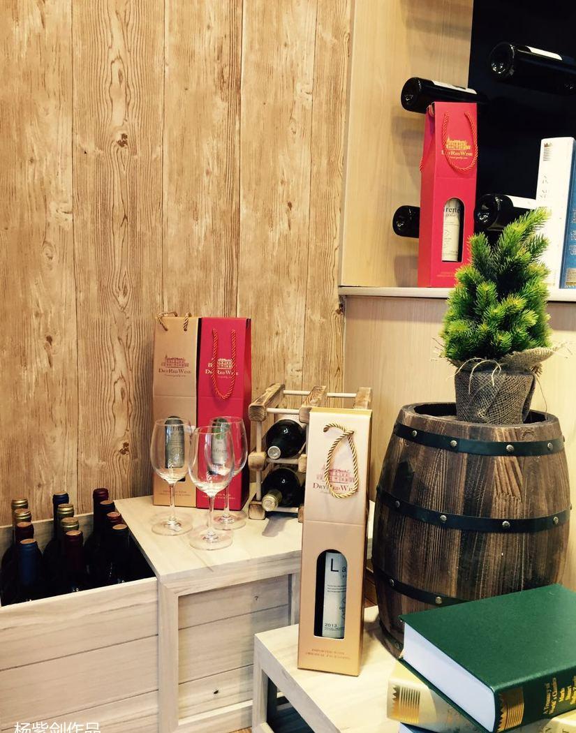 
来上海这半年做的橱窗 -10