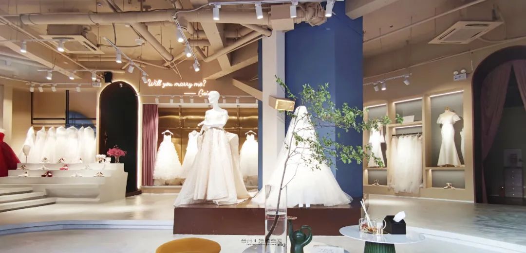 轻奢宫主婚纱店，展现独特审美体验-52