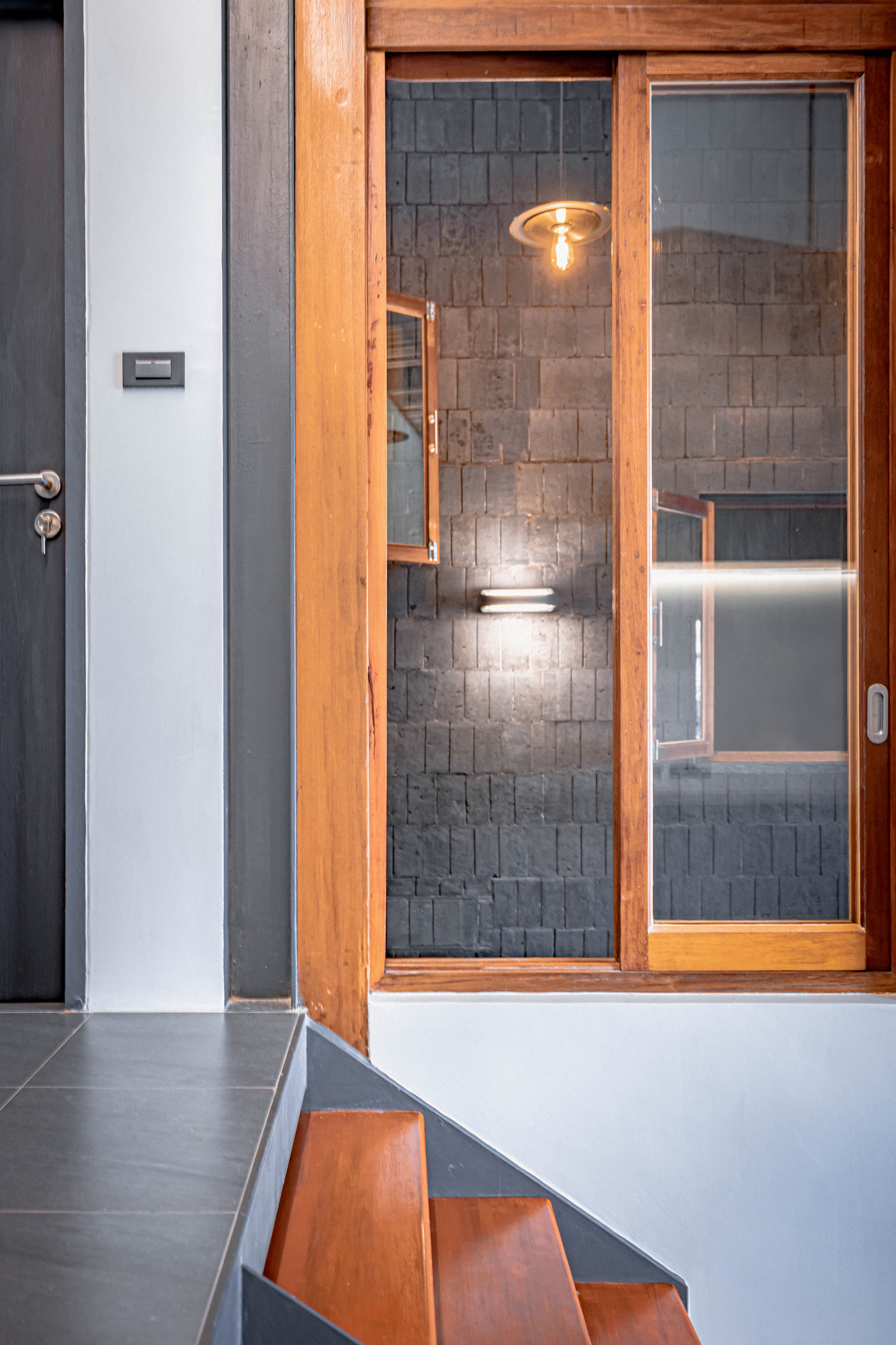 Baan Priggang / BodinChapa Architects-61