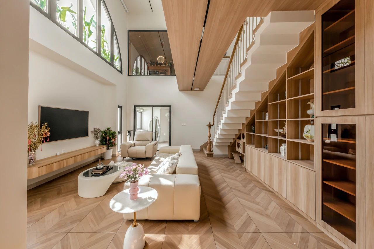 隐于城市，通透于心，3000块玻璃砖，拼出一个浪漫到不真实的家-21